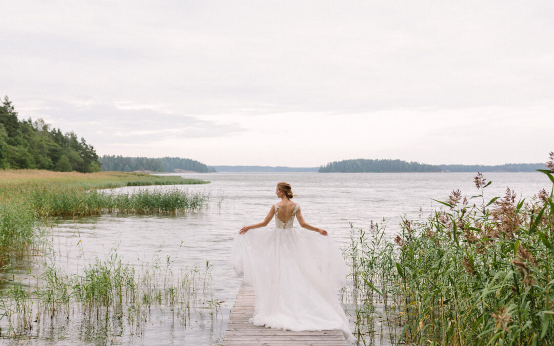 Häiden suunnittelu: miten valita hääpaikka ja järjestää unelmien häät saaristossa merenrannalla